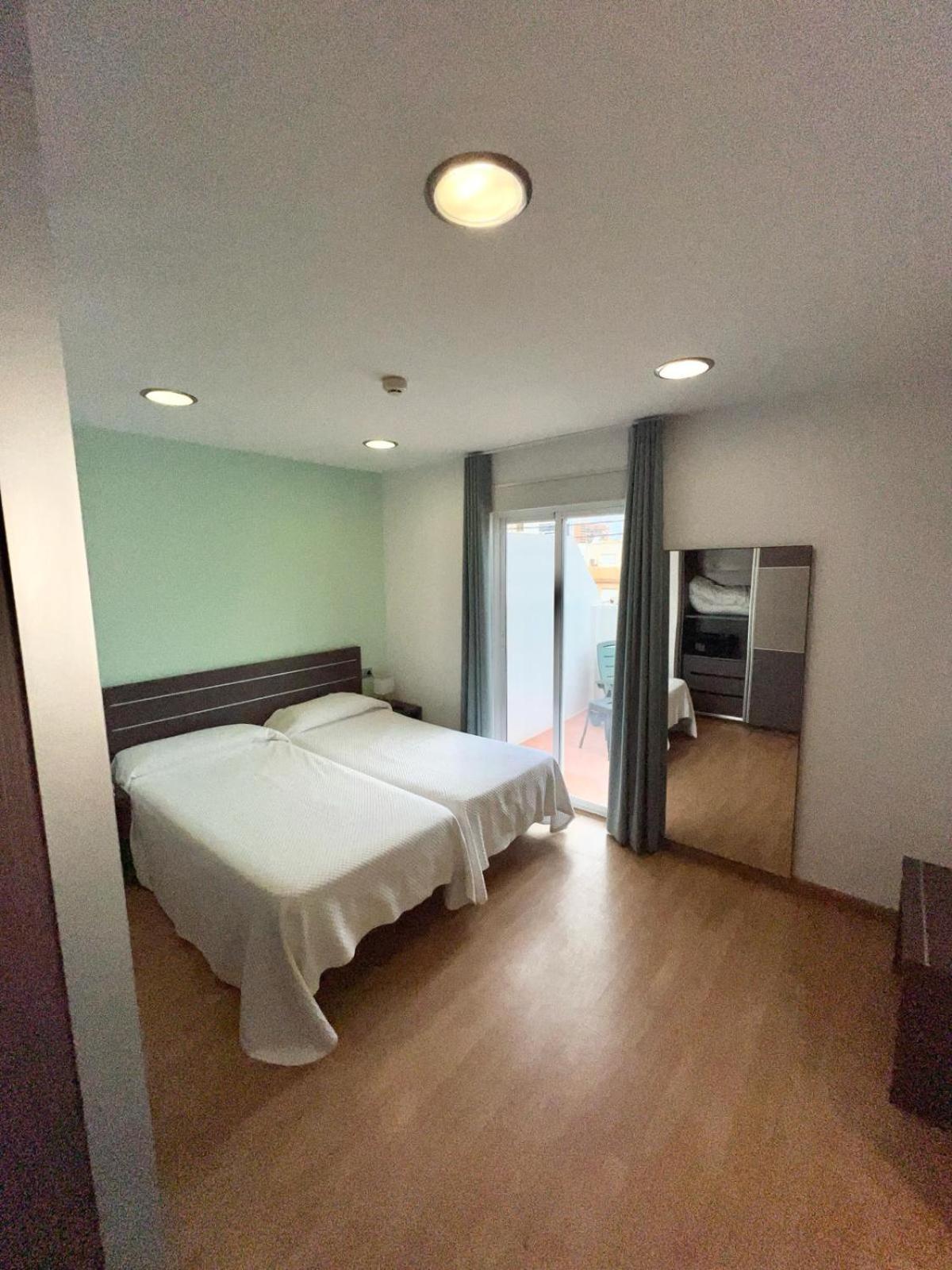 Roca-mar Hotel 3*