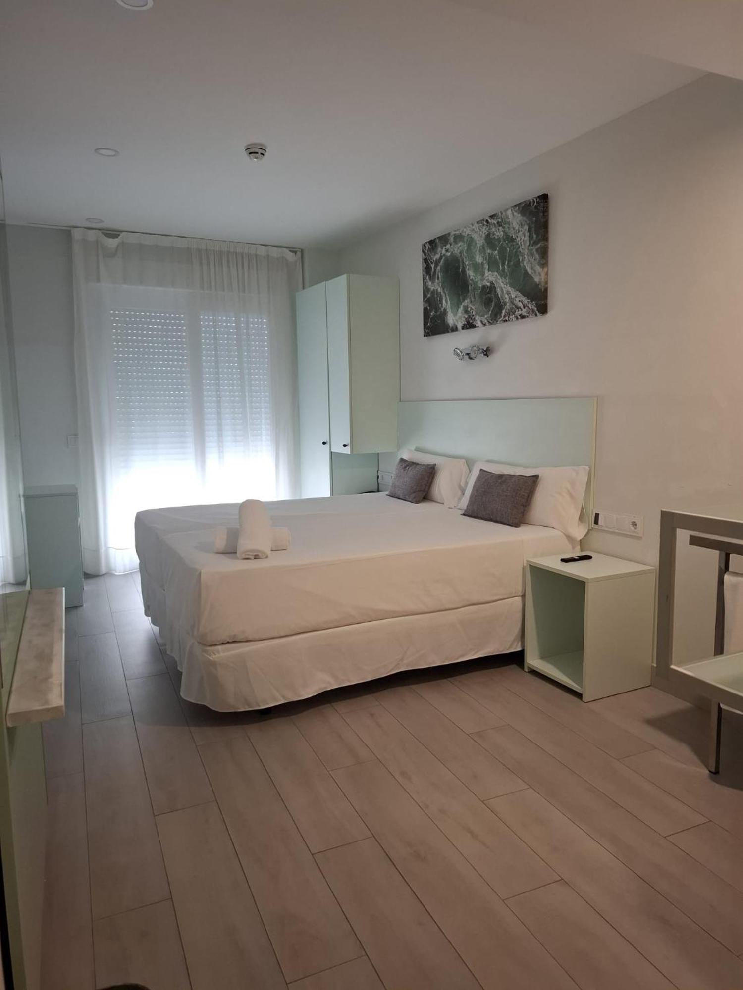 Roca-mar Hotel 3*